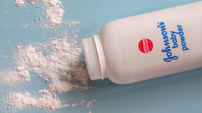 As 2,000 sue over talc cancer link, should you be worried about talc make-up, what if you were exposed as a baby and what are the warning signs of cancer? Experts' must-read guide