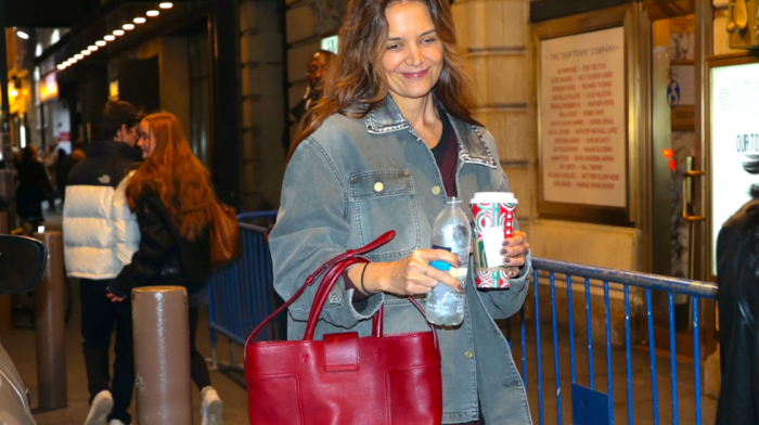 Katie Holmes’s Old Tote Is By One Of Princess Diana’s Go-To Bag Makers